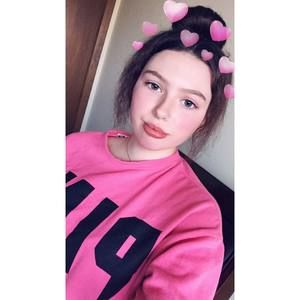 Meet your Posher, Corinna